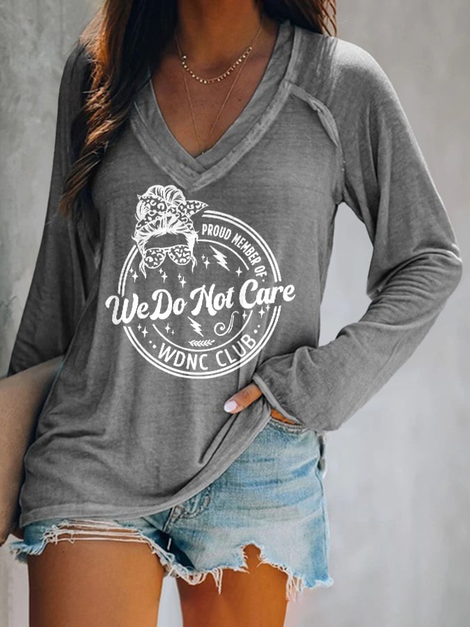 V-neck Retro Funny Proud Member Of WDNC Club Menopause Perimenopause Print T-Shirt