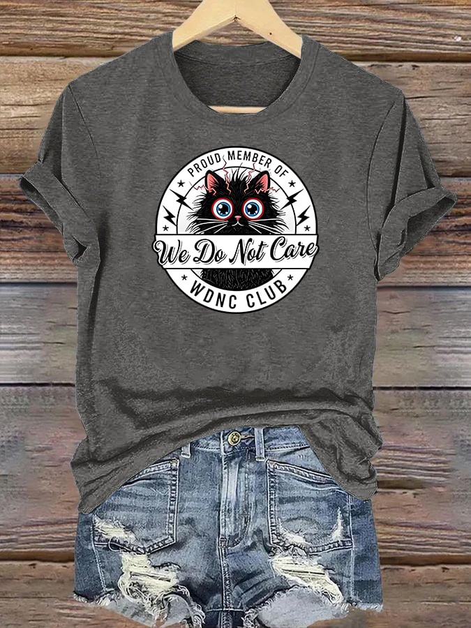 Women's Retro Funny Proud Member Of Club We Do Not Care Menopause Perimenopause Print T-Shirts