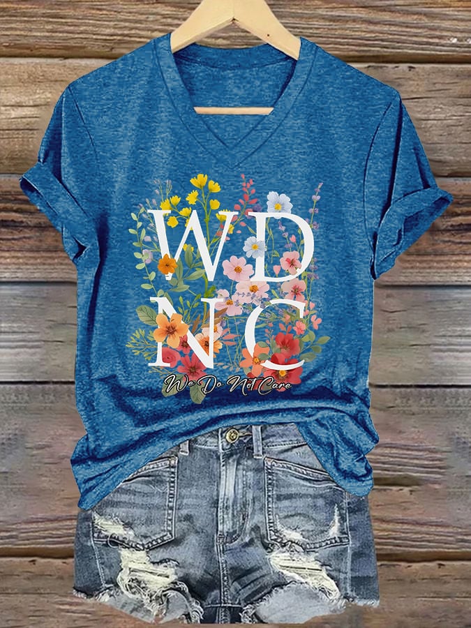 🔥Buy 3 Get 15% Off🔥V-Neck Retro Funny WDNC Menopause Perimenopause Print T-Shirt