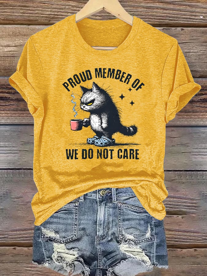 🔥Buy 3 Get 15% Off🔥Women's Retro Funny Proud Member Of Club We Do Not Care Menopause Perimenopause Print T-Shirt