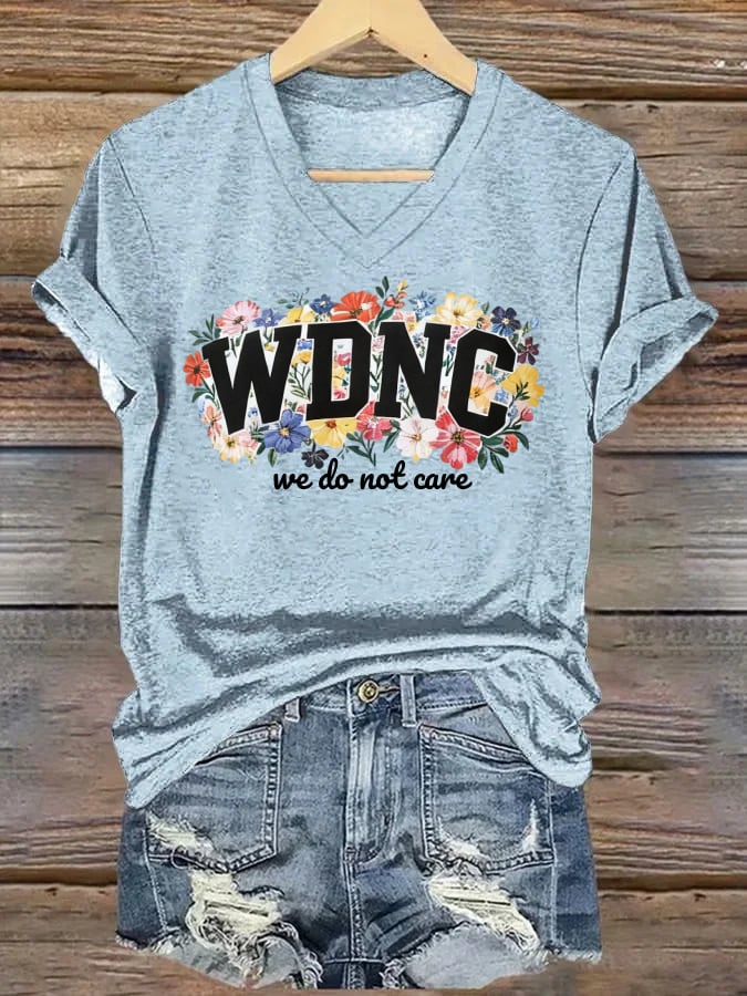 V-Neck Retro Funny WDNC Menopause Perimenopause Print T-Shirt