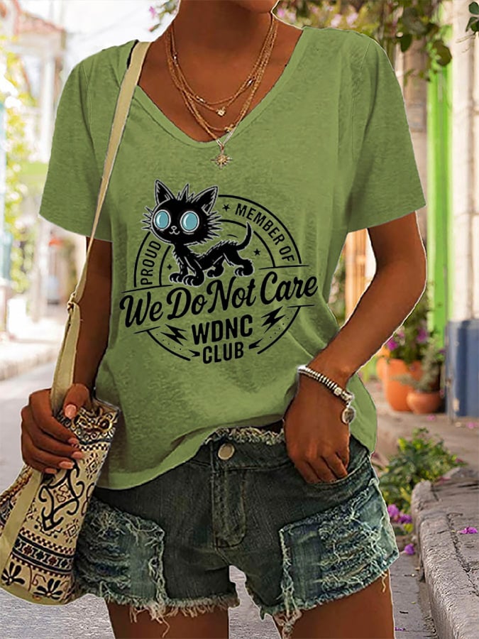 Women's Retro Funny Proud Member Of WDNC Club We Do Not Care Menopause Perimenopause Print T-Shirt