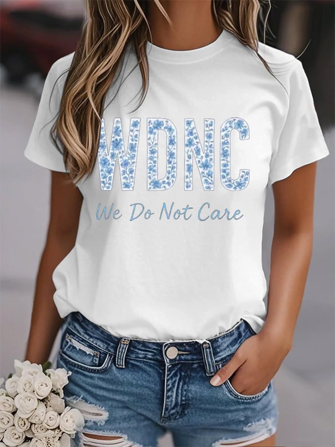 🔥Buy 3 Get 15% Off🔥Women's WDNC Menopause and Perimenopause Print T-Shirt