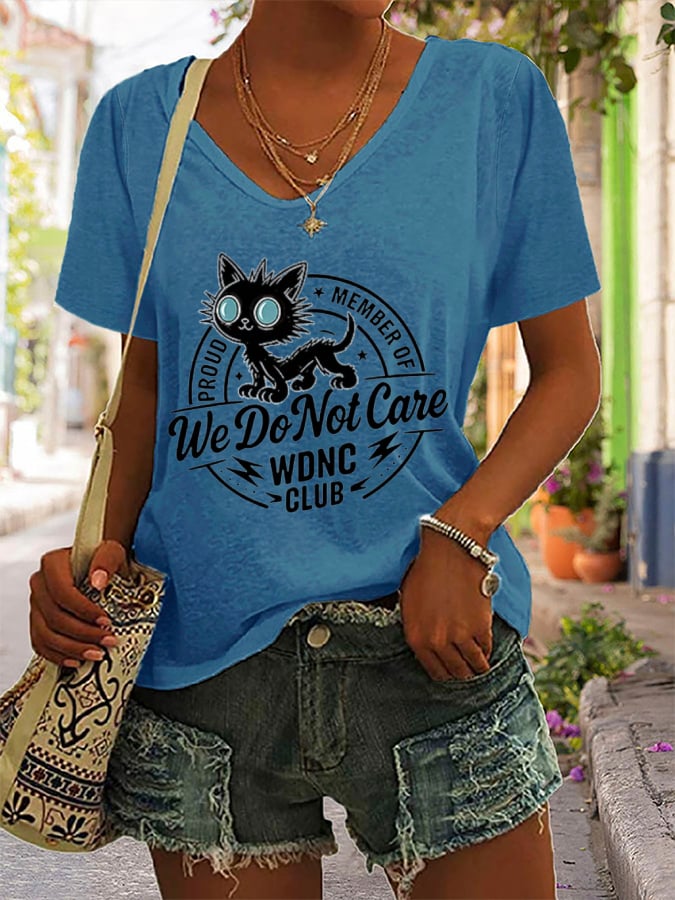 Women's Retro Funny Proud Member Of WDNC Club We Do Not Care Menopause Perimenopause Print T-Shirt