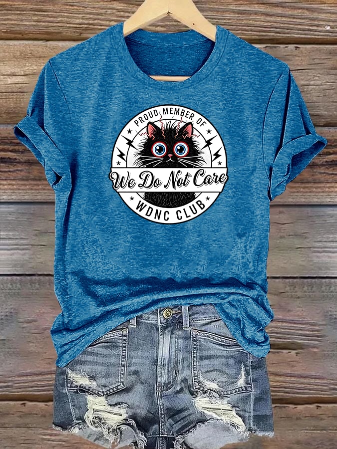 Women's Retro Funny Proud Member Of Club We Do Not Care Menopause Perimenopause Print T-Shirts