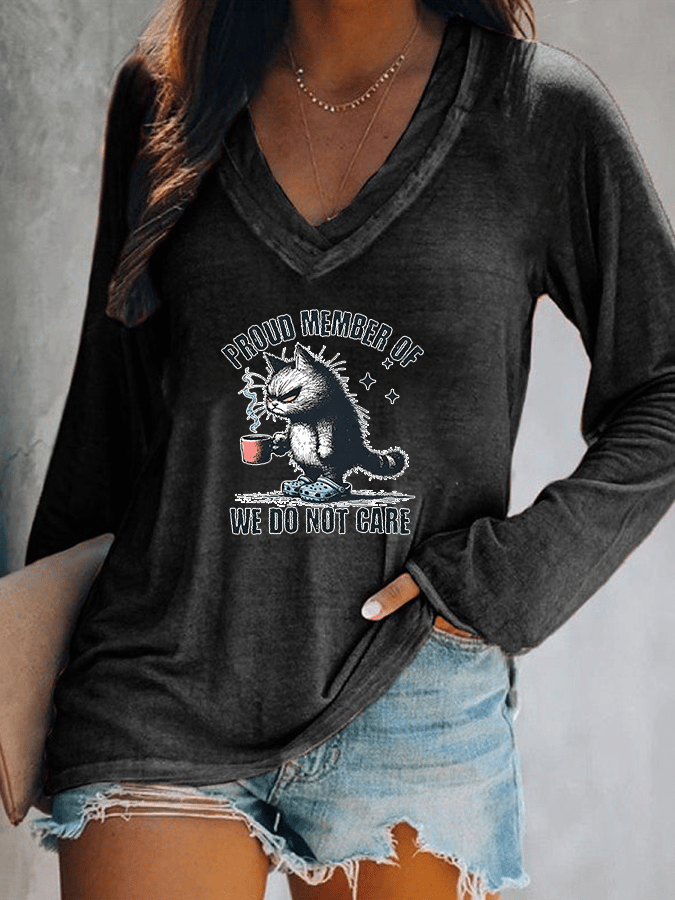 🔥Buy 3 Get 15% Off🔥Women's  V-neck Retro Funny Proud Member Of  Club Menopause Perimenopause Print T-Shirt