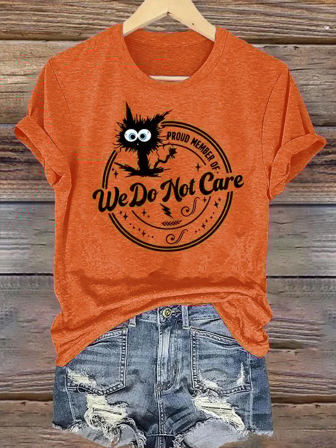 Retro Funny Proud Member Of  Club We Do Not Care Menopause Perimenopause Print T-Shirt