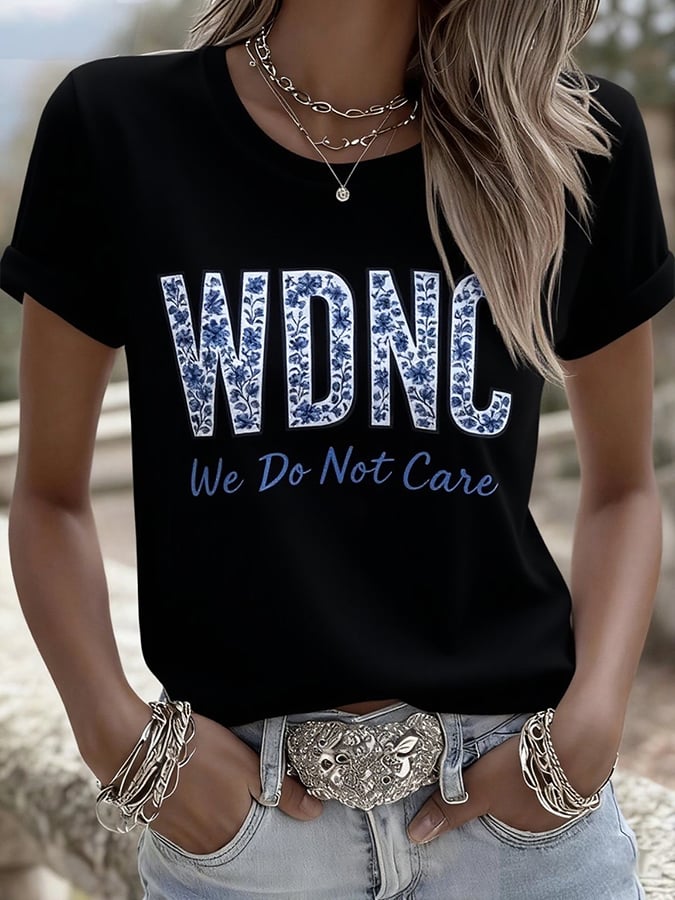 Retro Funny Proud Member Of WDNC Club Menopause Perimenopause Print T-Shirt