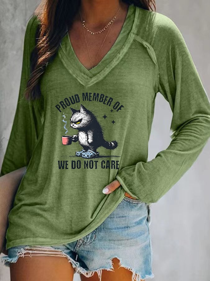 🔥Buy 3 Get 15% Off🔥Women's  V-neck Retro Funny Proud Member Of  Club Menopause Perimenopause Print T-Shirt