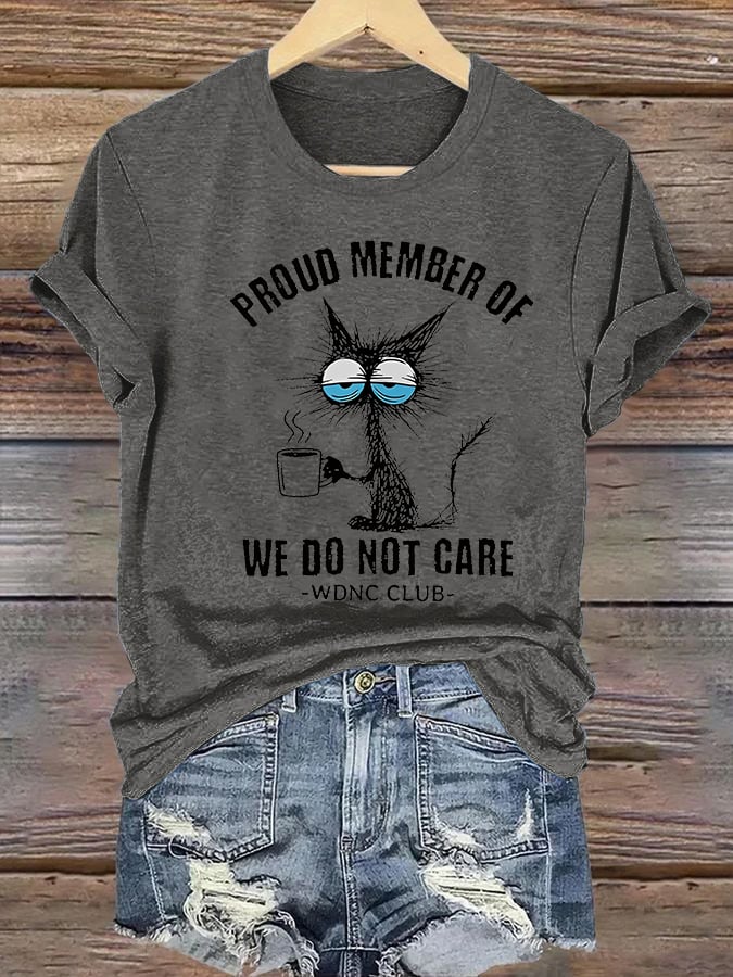 🔥Buy 3 Get 15% Off🔥Women's Retro Funny Proud Member Of Club We Do Not Care Menopause Perimenopause Print  T-Shirt