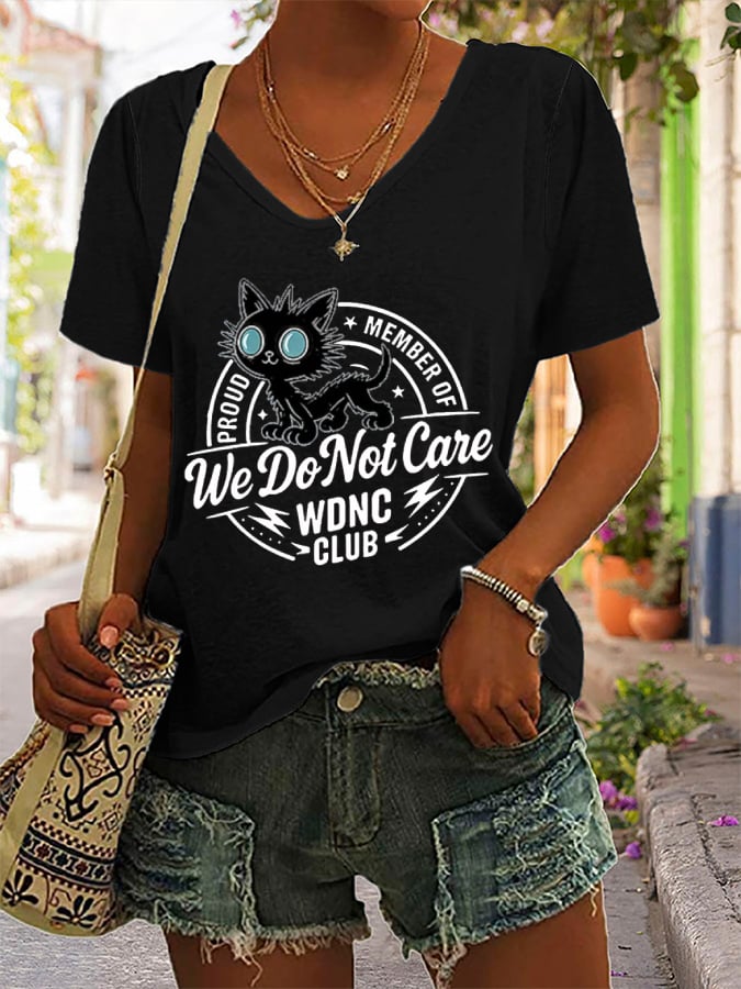 Women's  Retro Funny Proud Member Of WDNC Club We Do Not Care Menopause Perimenopause Print T-Shirt