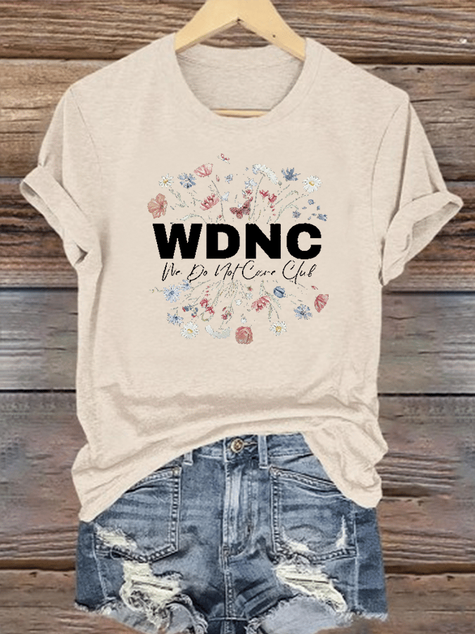 Women's Round-Neck Retro Funny Proud Member Of WDNC Club We Do Not Care Menopause Perimenopause Print T-Shirt