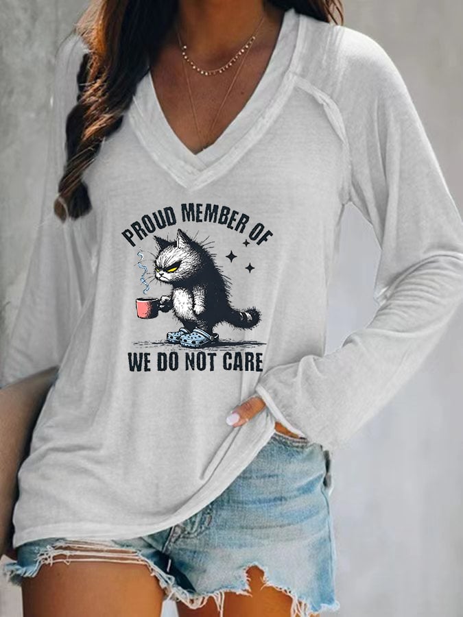 🔥Buy 3 Get 15% Off🔥Women's  V-neck Retro Funny Proud Member Of  Club Menopause Perimenopause Print T-Shirt