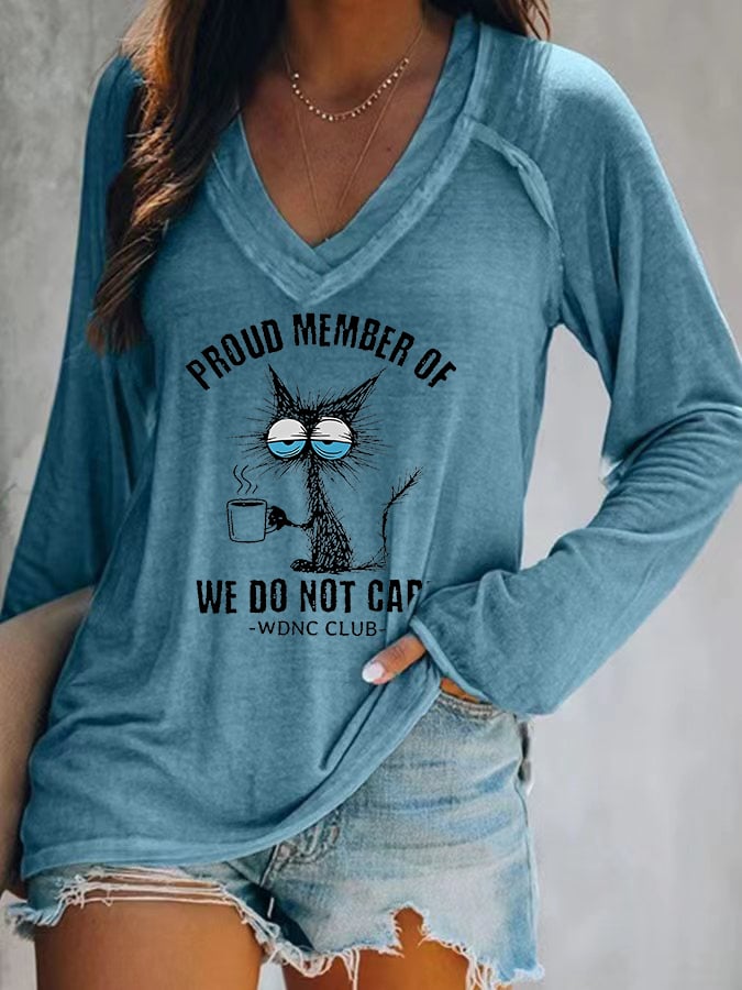 🔥Buy 3 Get 15% Off🔥Women's  V-neck Retro Funny Proud Member Of  Club Menopause Perimenopause Print T-Shirt