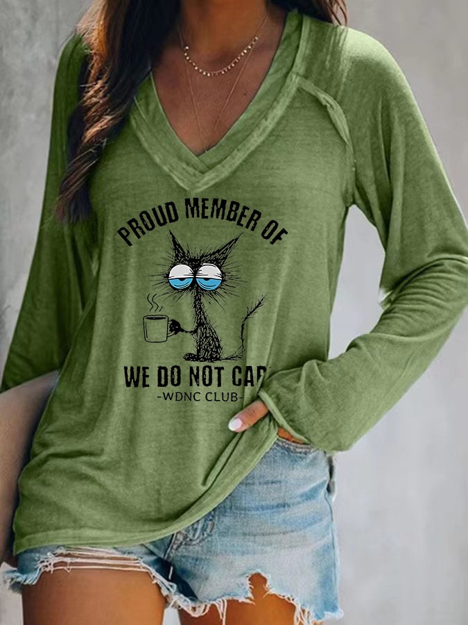 🔥Buy 3 Get 15% Off🔥Women's  V-neck Retro Funny Proud Member Of  Club Menopause Perimenopause Print T-Shirt